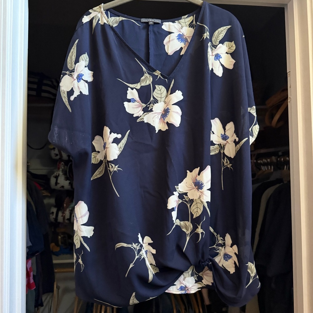 West Kei Navy Floral V-Neck Blouse